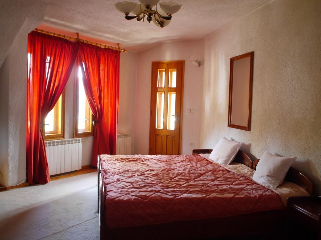 Family Hotel Silver Smolyan Luaran gambar